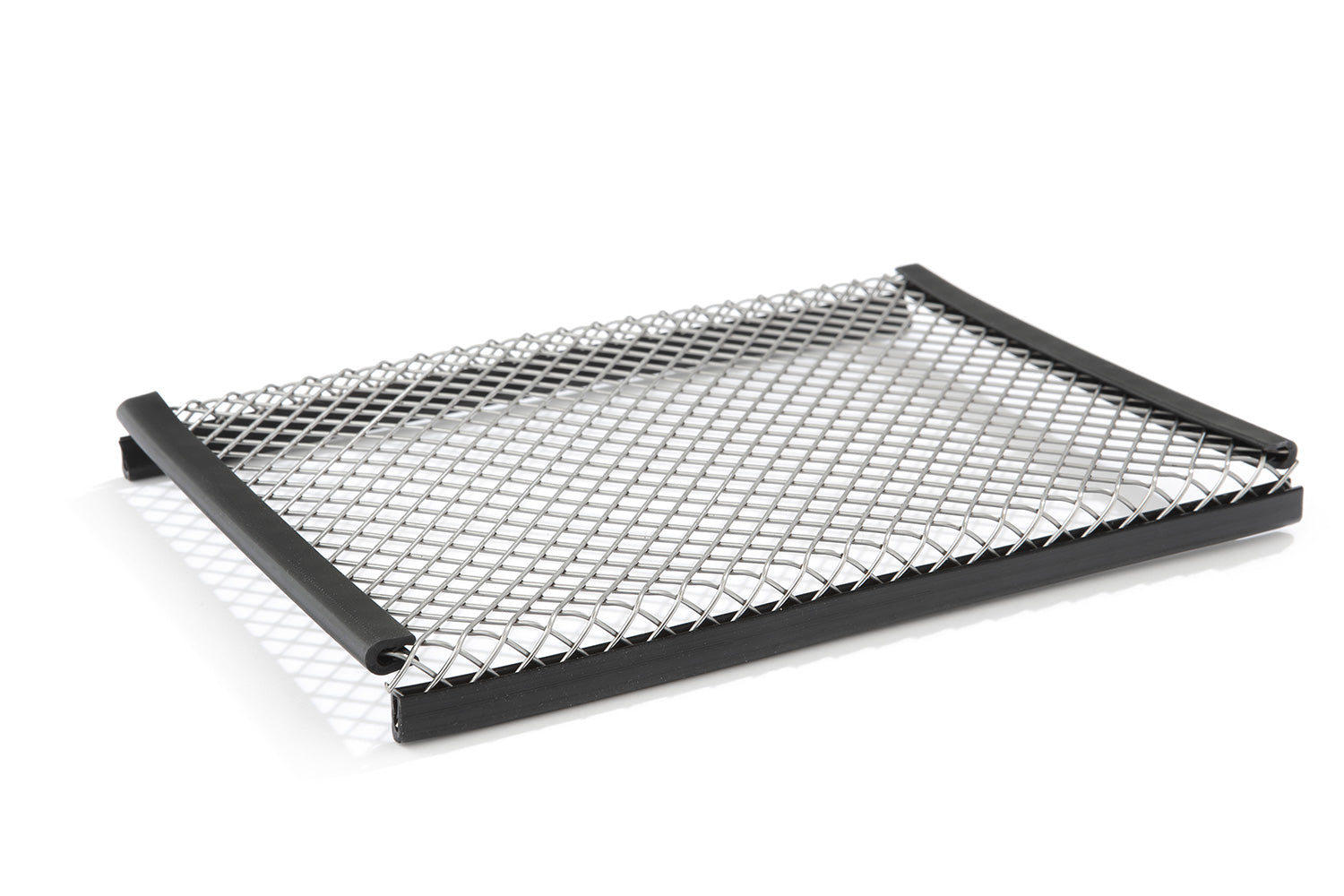 It reliably protects the oil cooler without impacting the air flow.