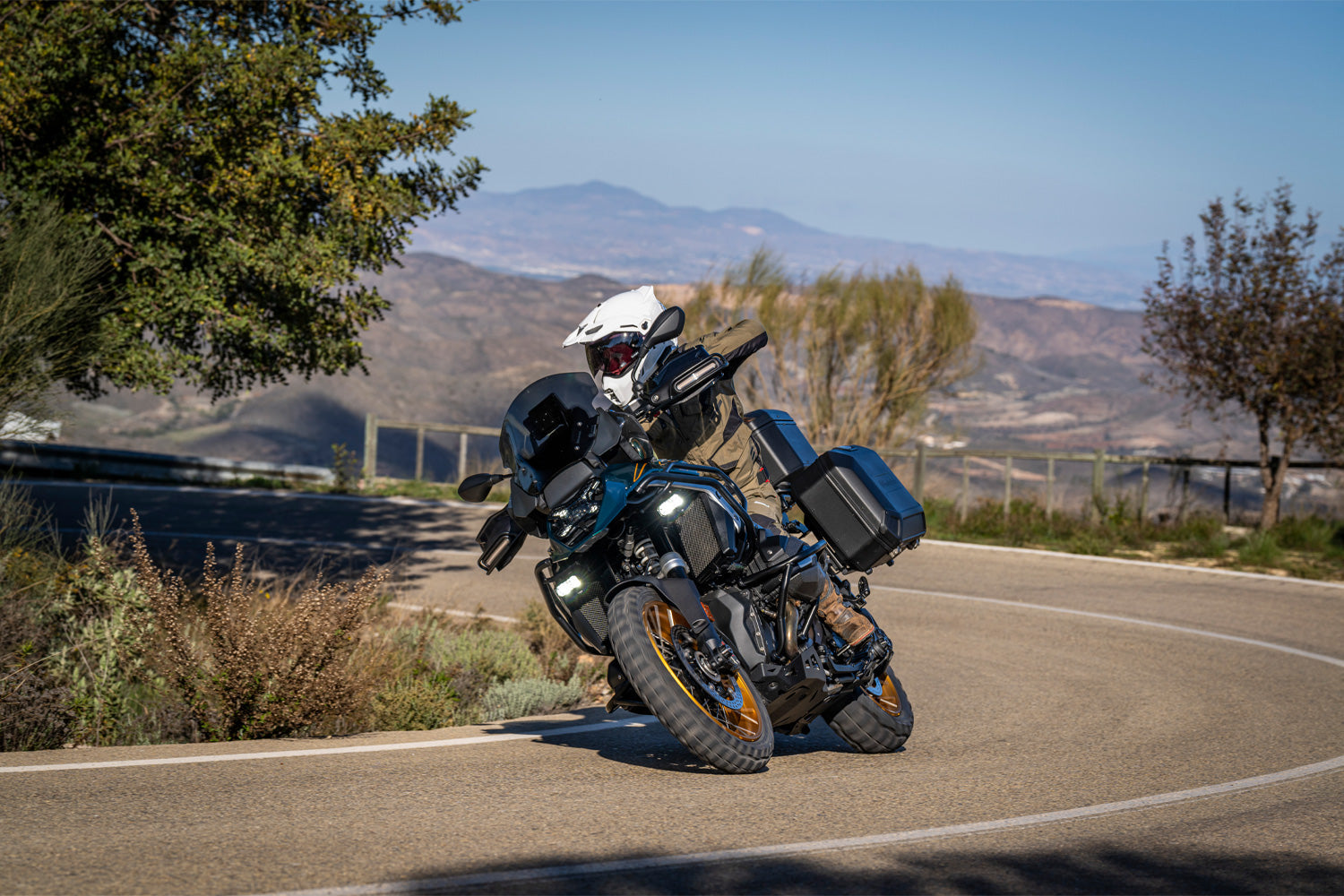Wunderlich AKTIVKOMFORT rider seat - with seat heating Smart Plug & Play R 1300 GS-13110-004
