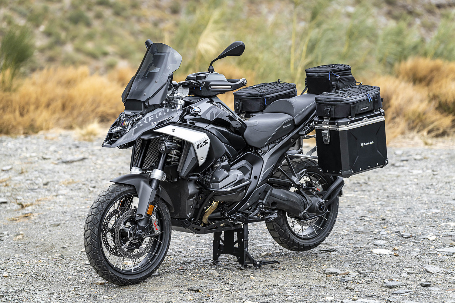 Wunderlich LED Auxiliary light protection grille NANO R 1300 GS - complete your BMW ✔ Premium components ✔ Integrated design ➜ Order now