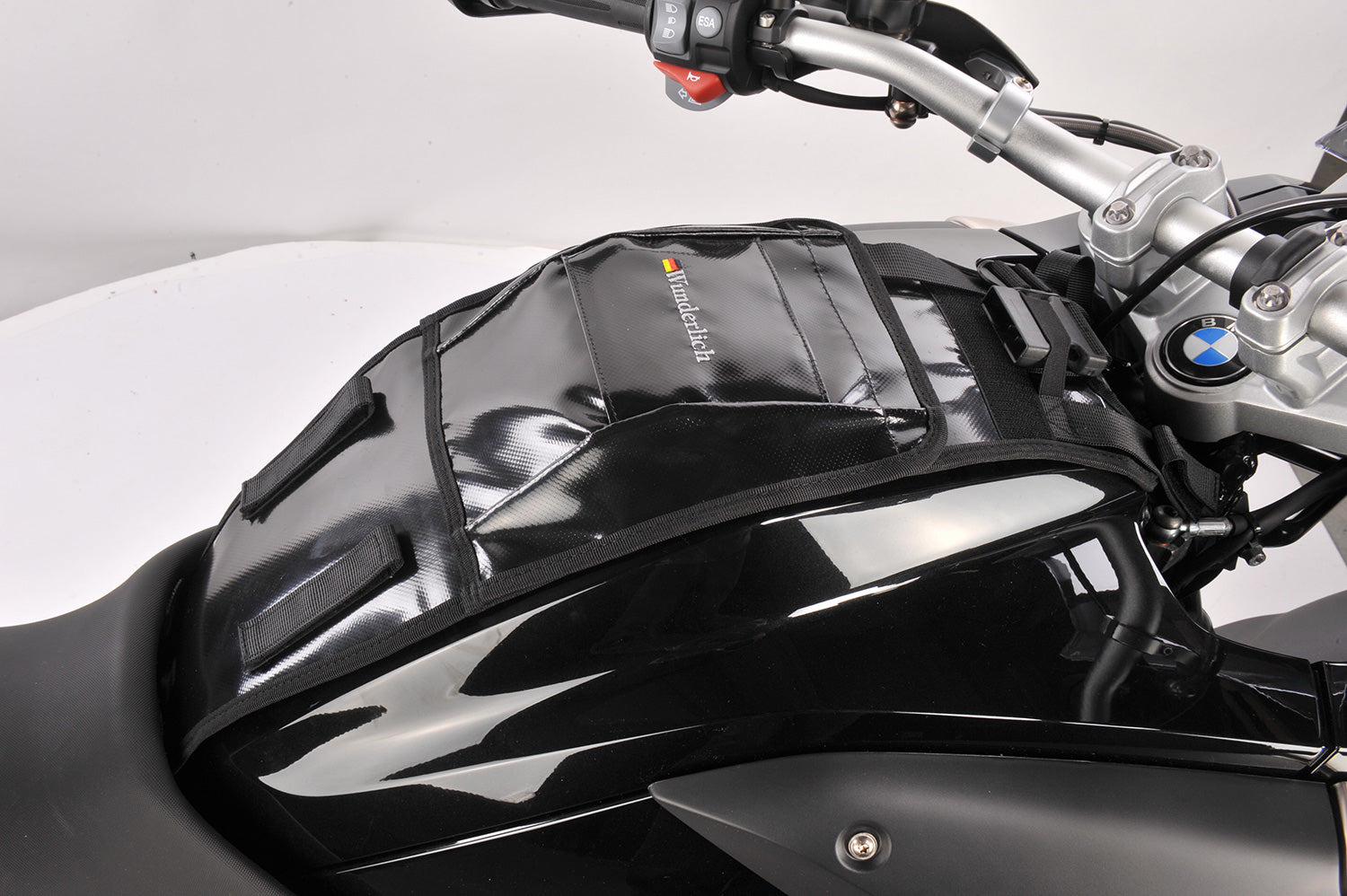 Mounting system for ELEPHANT-series tank bags - complete your BMW ✔ Premium components ✔ Integrated design ➜ Order now
