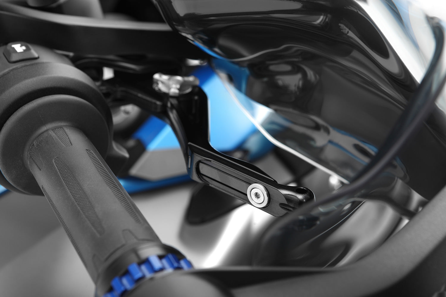 Adjustable brake lever for the BMW R1200GS LC from Wunderlich - The revolution in ergonomics, operability and exclusivity