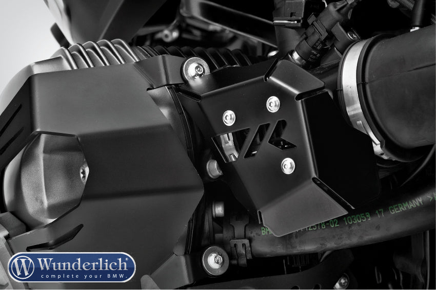 The black Wunderlich EVO-R Throttle valve Cover protects the sensitive throttle sensor and the connections of the R 1200 R | ST | GS.