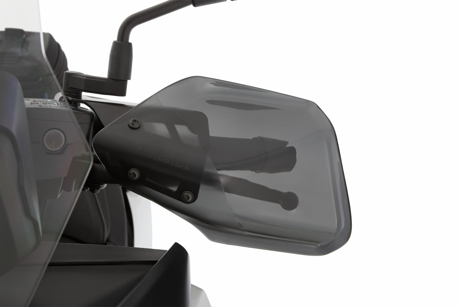 Hand guards BMW Scooter C 400 GT, C 400 X For a long time, the use of Hand guards was reserved exclusively for off-road machines.
