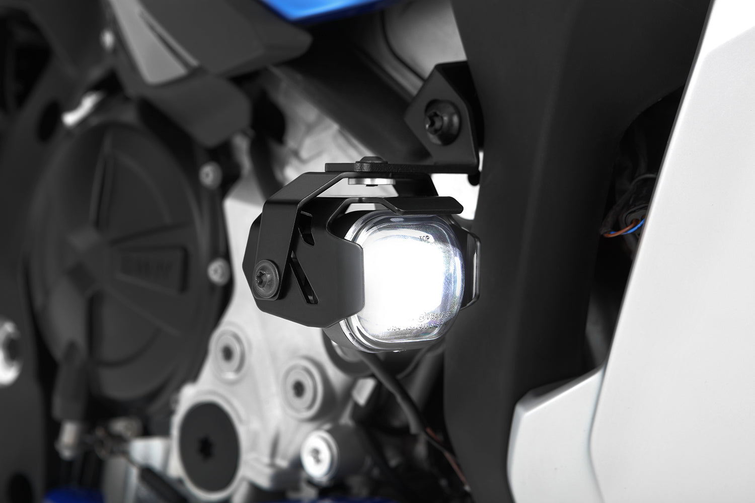 Wunderlich MICROFLOOTER LED auxiliary headlight S 1000 XR - complete your BMW ✔ Premium components ✔ Integrated design ➜ Order now
