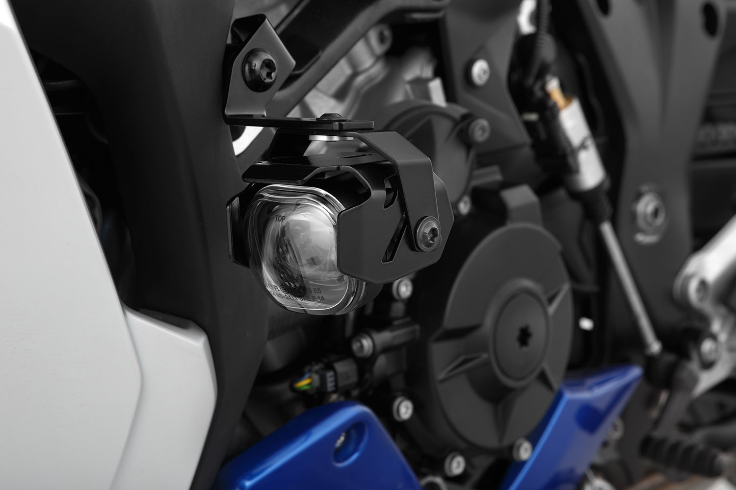 Wunderlich MICROFLOOTER LED auxiliary headlight S 1000 XR - complete your BMW ✔ Premium components ✔ Integrated design ➜ Order now
