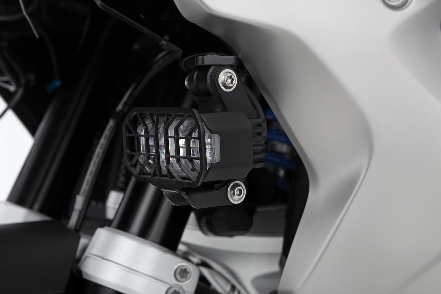 Wunderlich LED Auxillary headlight MICROFLOOTER 3.0 R 1250 GS - complete your BMW ✔ Premium components ✔ Integrated design ➜ Order now