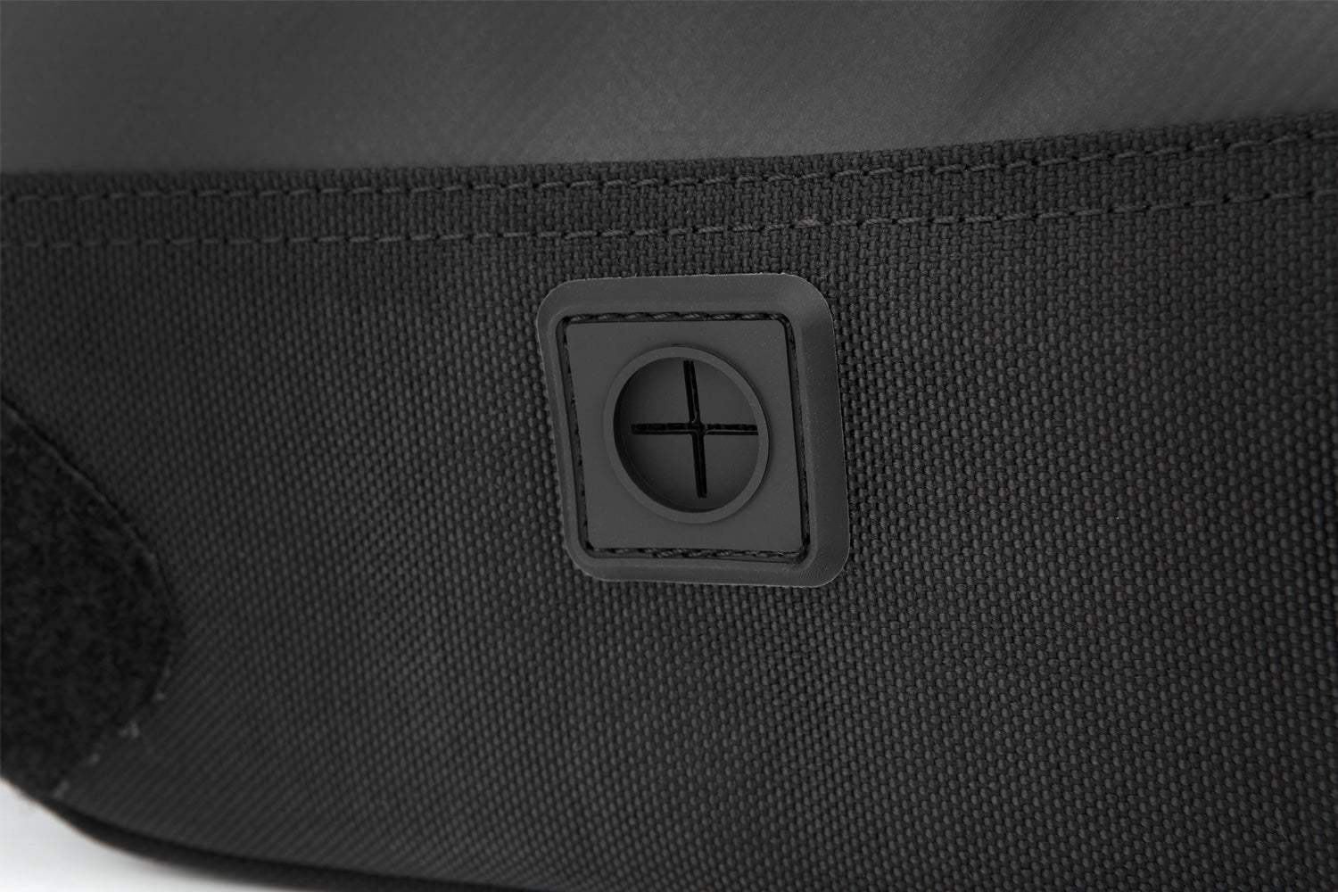 Wunderlich Handlebar bag BARBAG MEDIA waterproof - complete your BMW ✔ Premium components ✔ Integrated design ➜ Order now