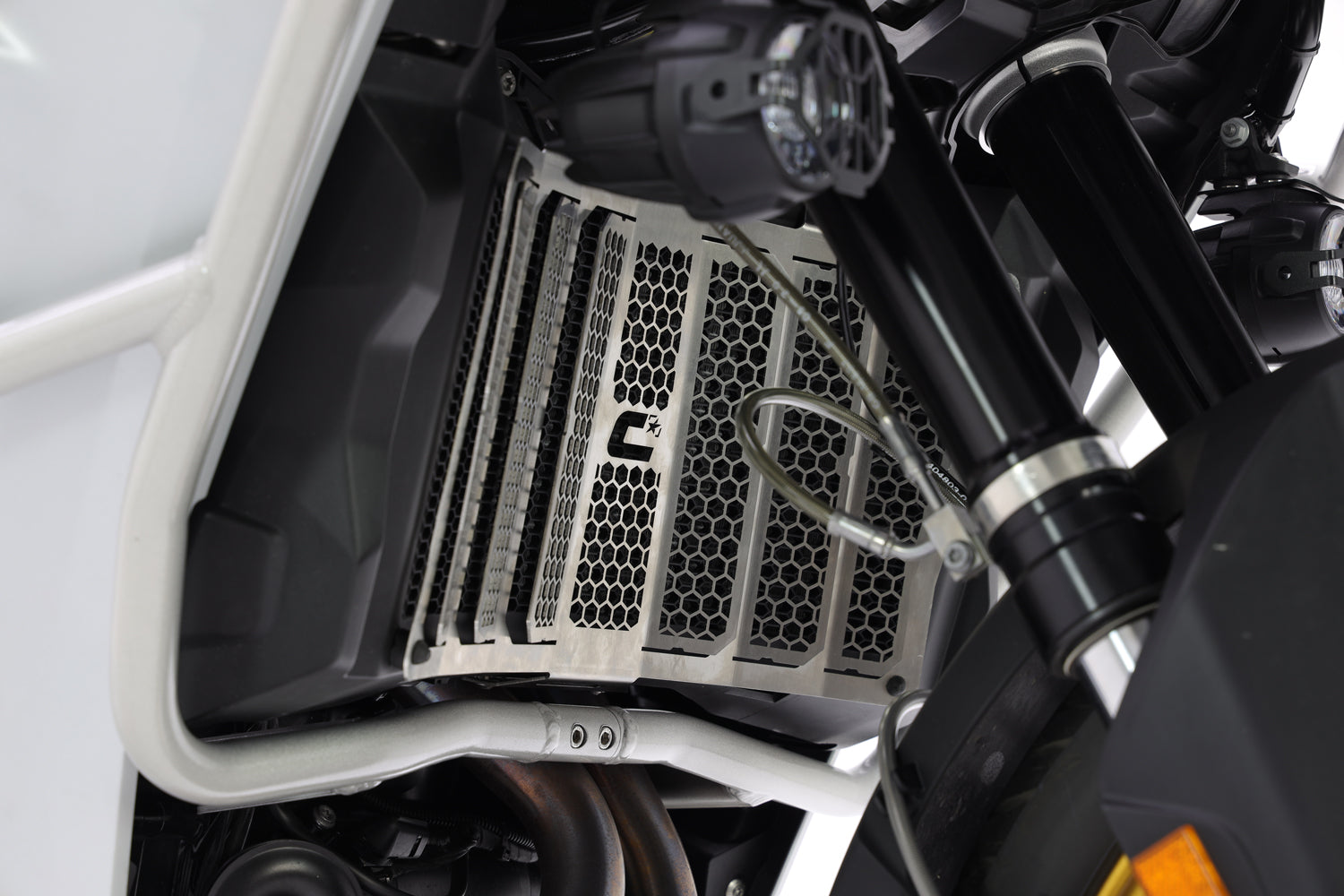 Crosspro - Front Radiator Guard For BMW F 850 GS Adventure 2021-2022