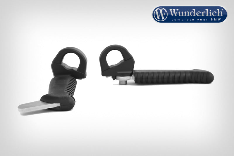 Easy mounting on the crash bar using the enclosed adapter