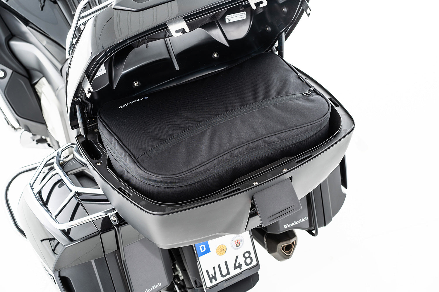 Our robust black CORDURA® inner pockets for top cases are perfectly crafted and leave nothing to be desired