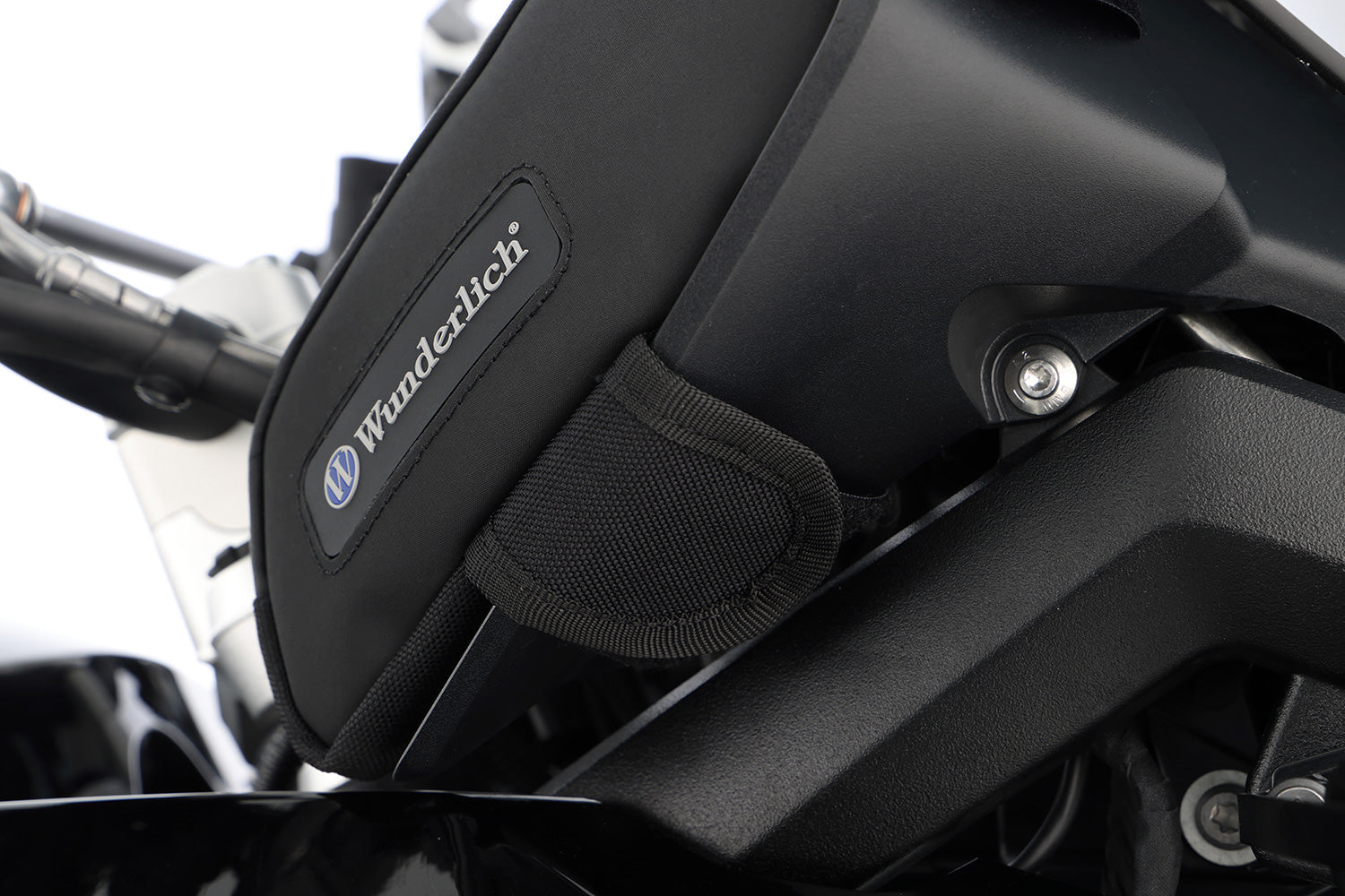 Two functional, cleverly arranged bags - designed specifically to fit the wind deflectors