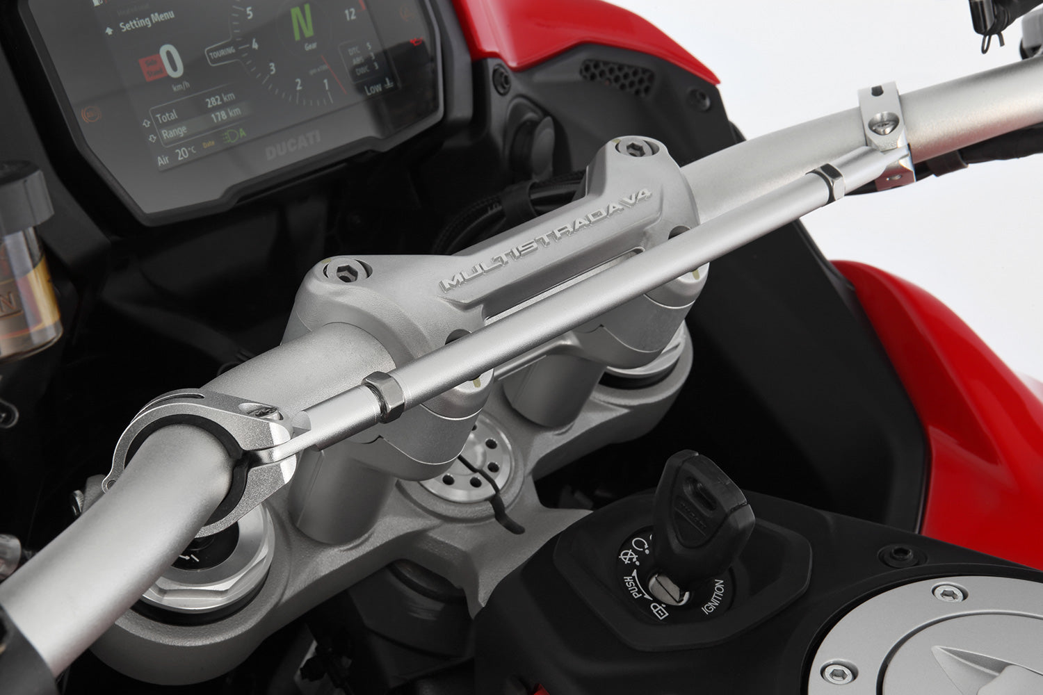 Silver-colored handlebar center strut made of aluminum