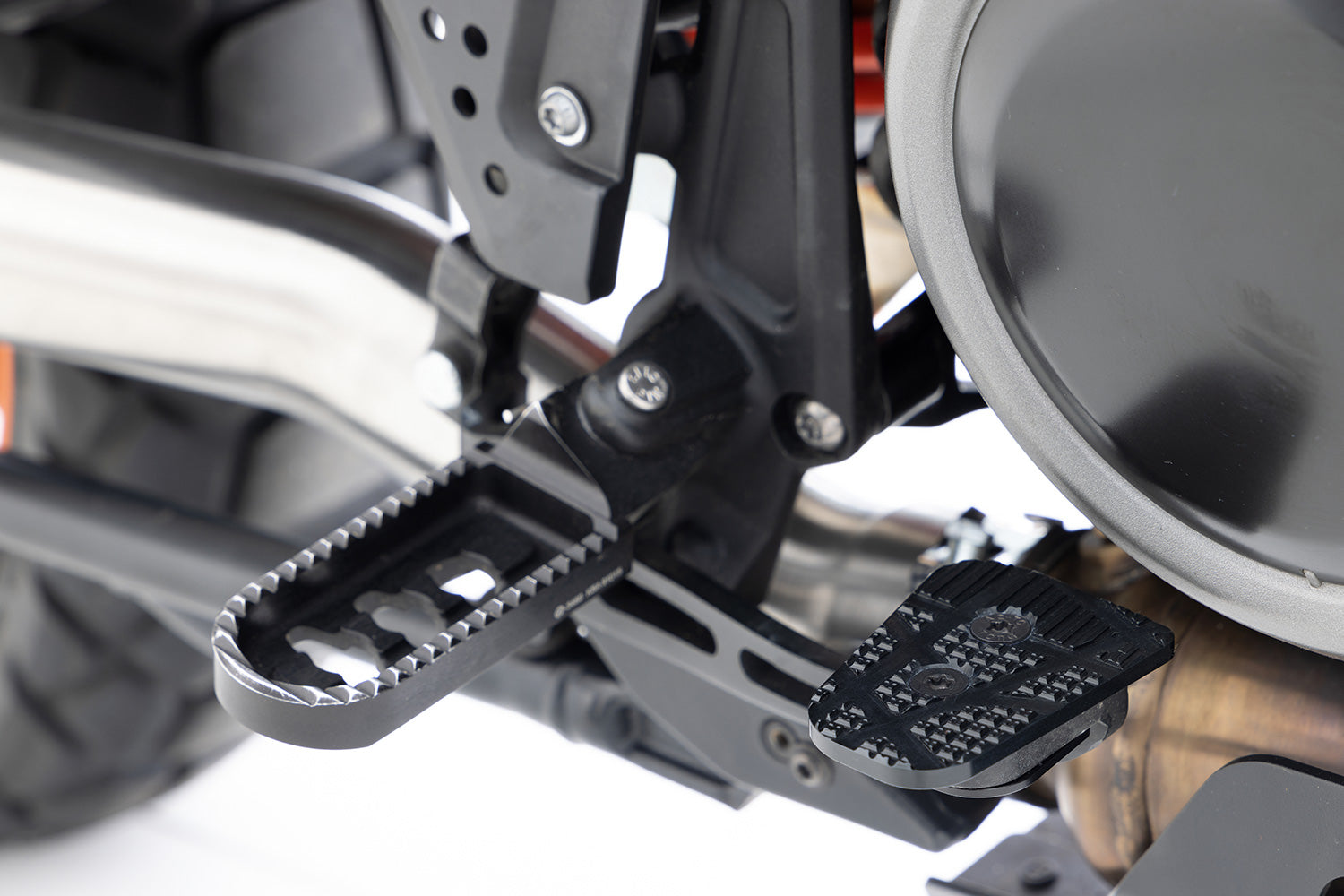 Improved grip thanks to milled rifling – not only in wet conditions and off-road ✔ Premium components ✔ Integrated design ➜ Order now