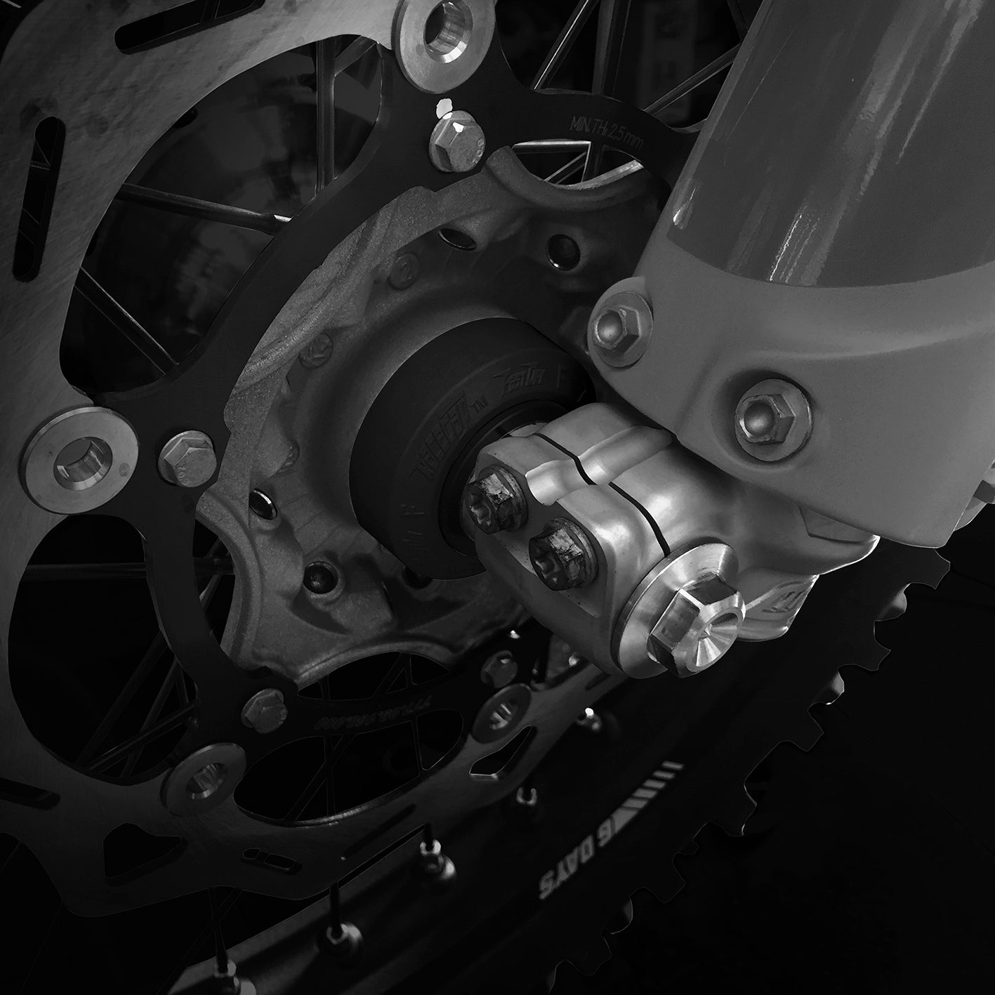 RaceCap - Wheel Bearings Protection Caps Front and Rear for GasGas EC/MC ,KTM EXC 2024+