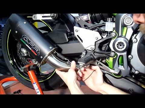 GPR-Exhaust---M3-Poppy-Slip-on-for-Z-900-from-2017-to-2019-dB-Killer-Link-Pipe