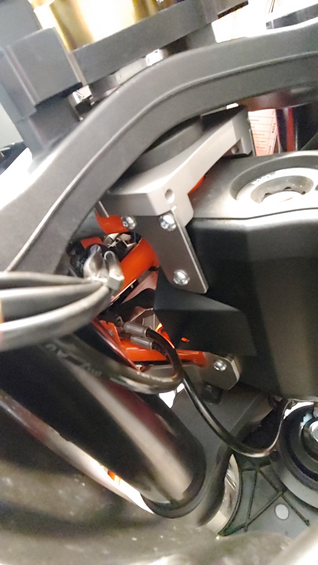HeadStraight and steering damper kit for the KTM 1050/1090/1190/1290