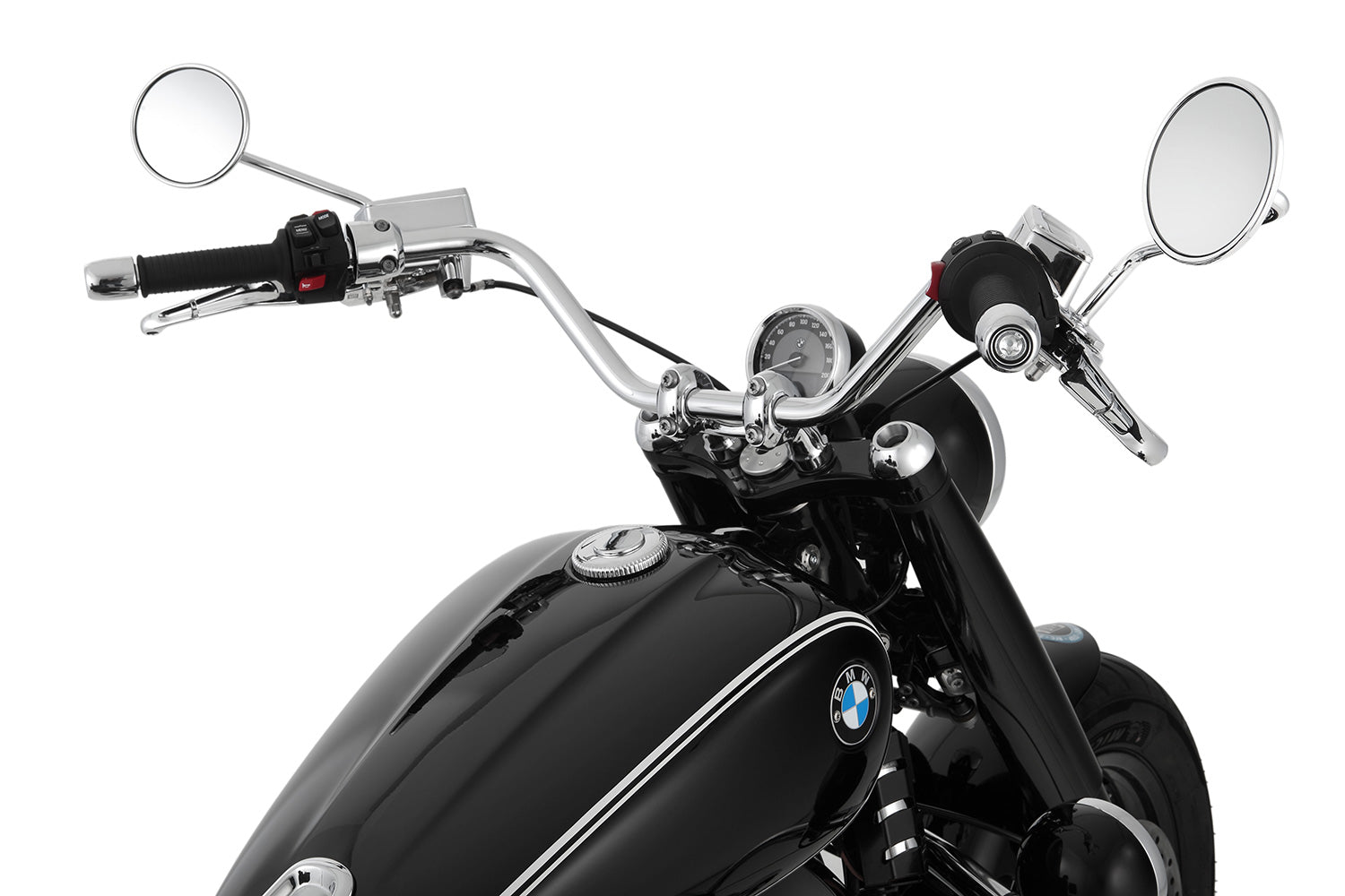 We’ve developed this Beach Bar handlebar especially for the BMW R 18. 