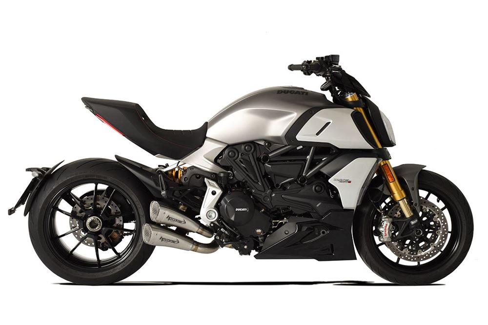 HPCorse - Hydroform Short muffler for Ducati Diavel 1260 for race use only