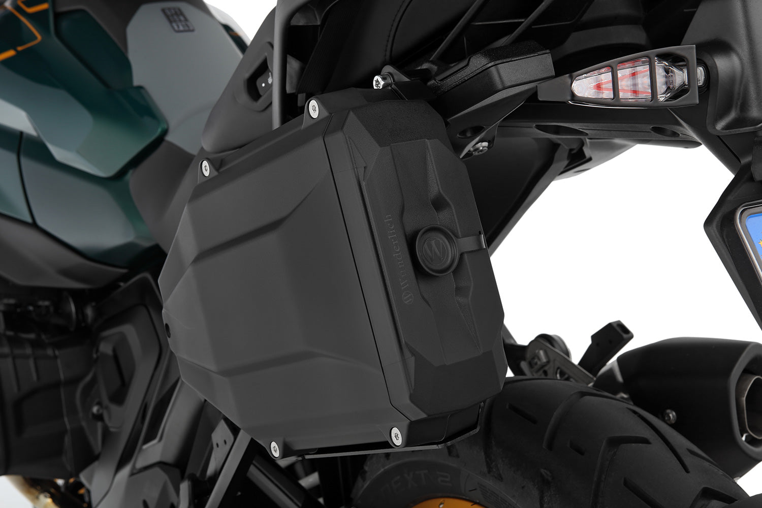 Wunderlich tool box for models with Vario case mounts R 1300 GS - complete your BMW ✔ Premium components ✔ Integrated design ➜ Order now