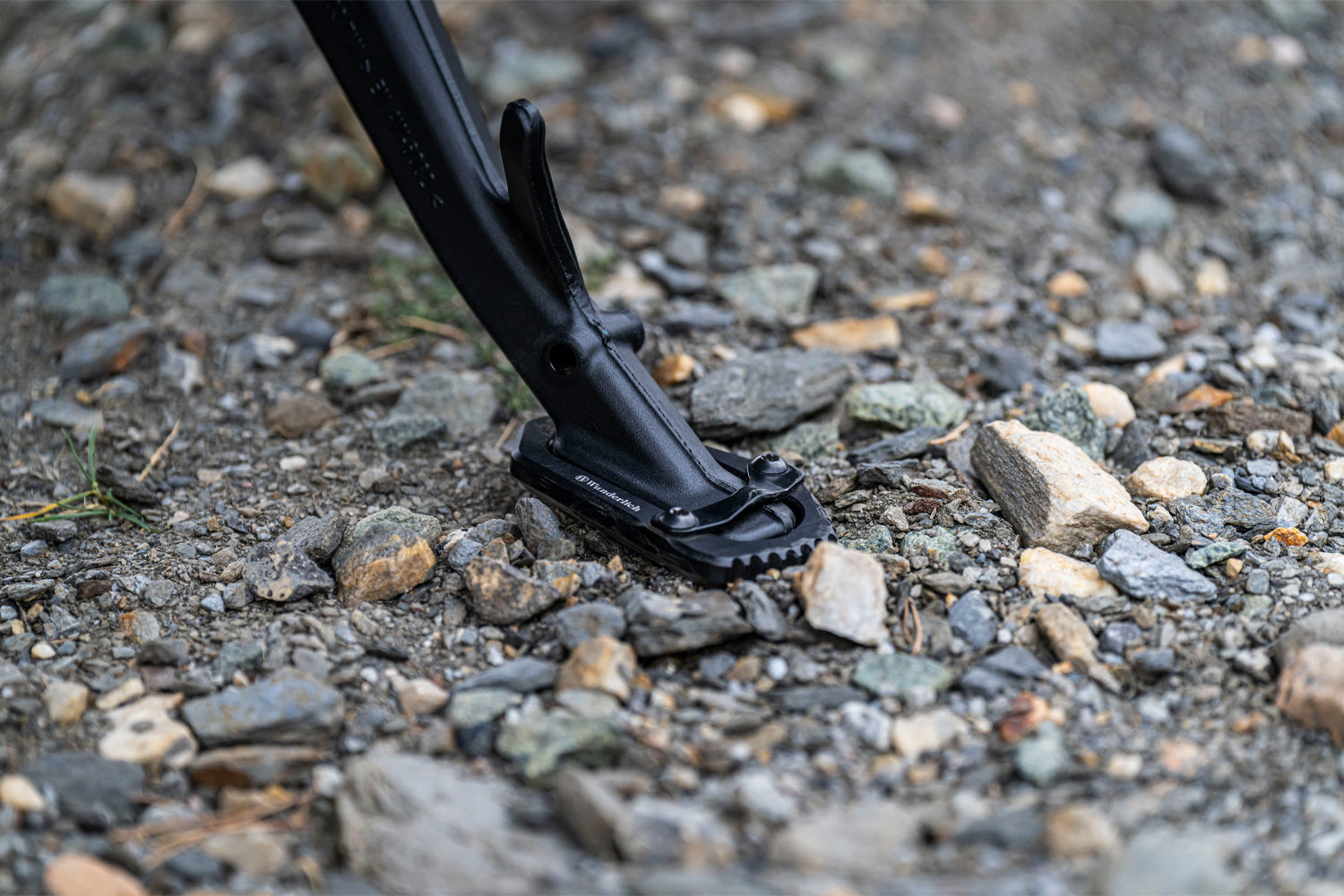 Secure stability for your motorcycle on any surface - complete your BMW ✔ Premium components ✔ Integrated design ➜ Order now