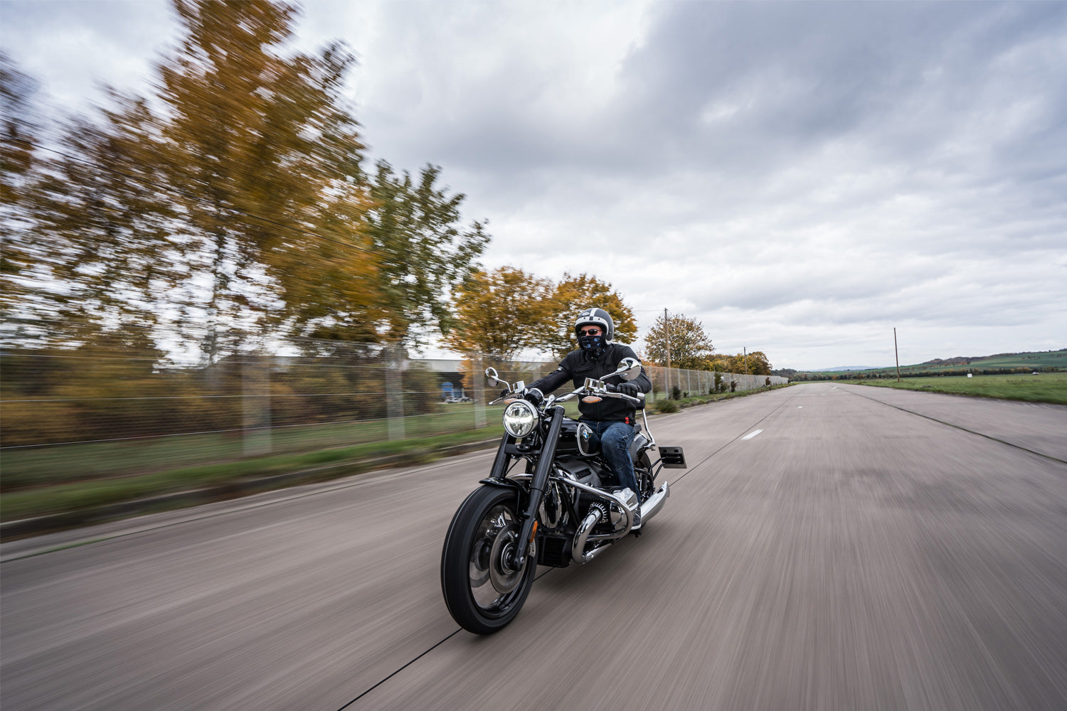 Compatible with almost all current attachment systems - complete your BMW ✔ Premium components ✔ Integrated design ➜ Order now