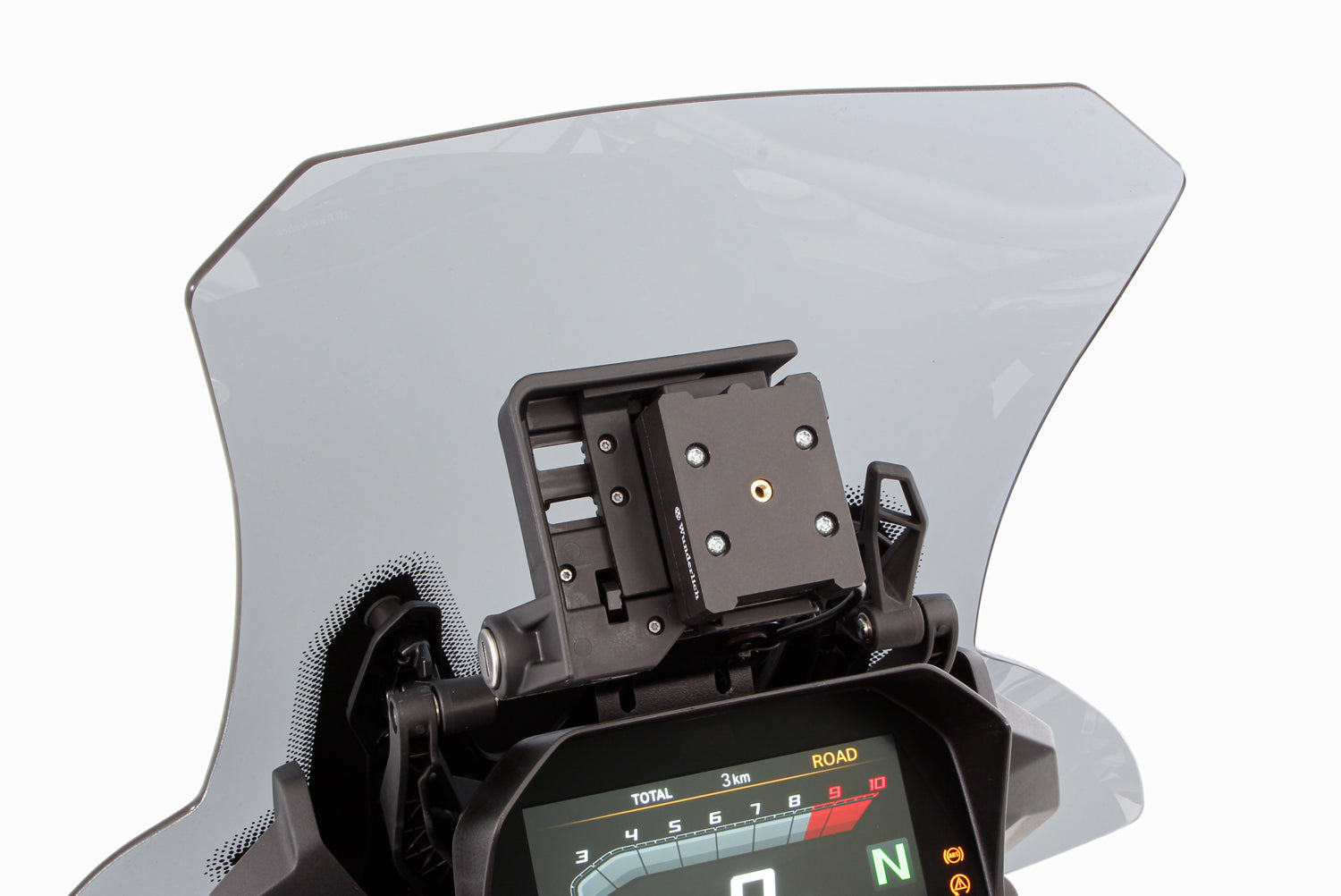 Our thoroughly practical USB charging box fits all BMWs with the factory-side BMW navigation preparation (Navigator V, VI)