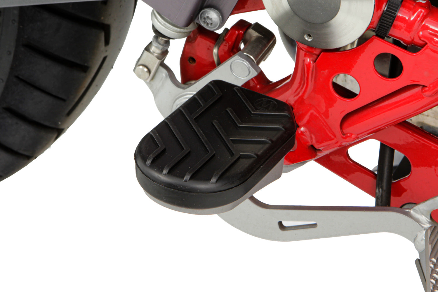 Grippy, profiled footrest pad for the R 1200 GS Adventure – provides greater comfort and safety