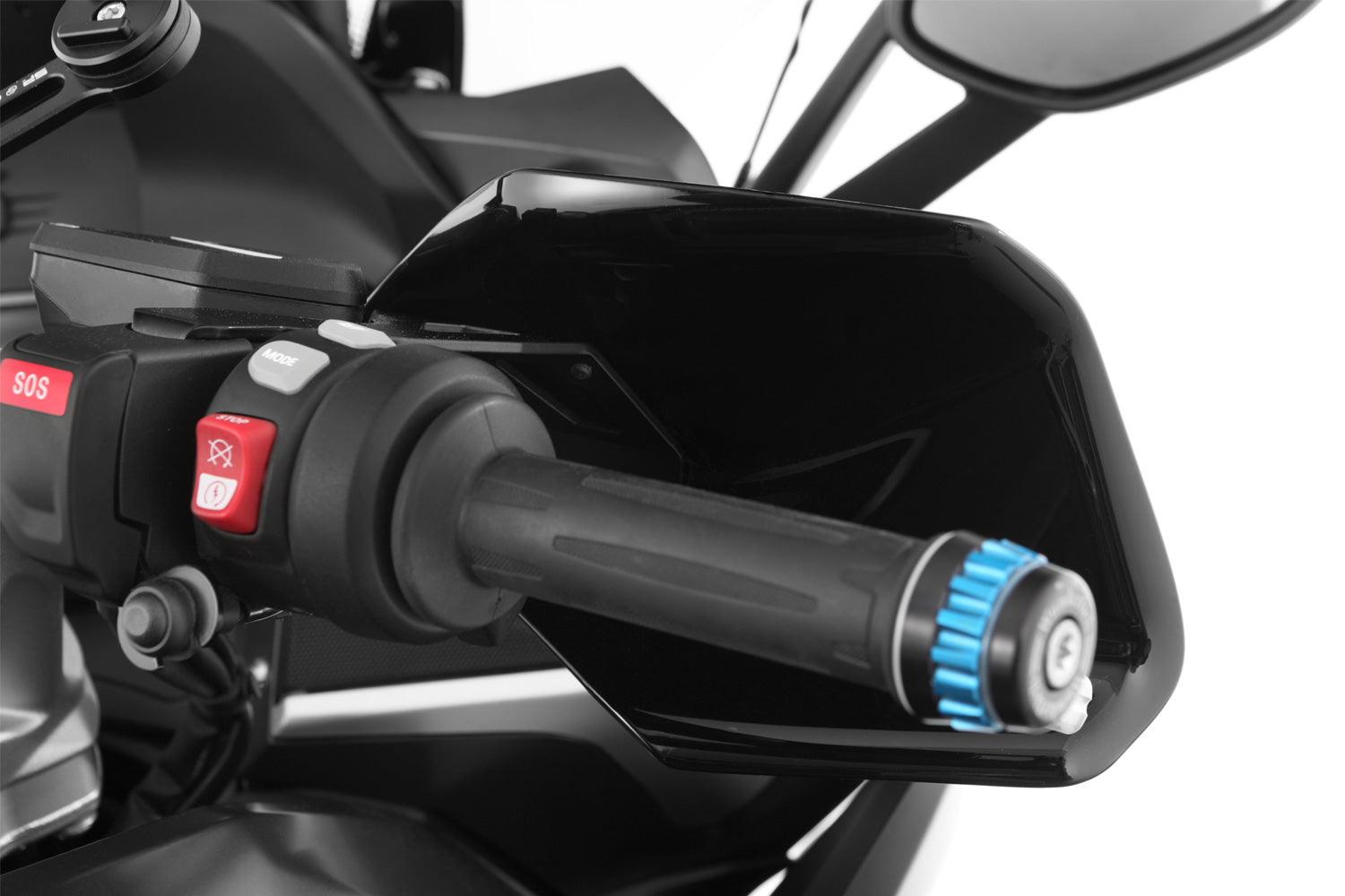 These hand guards offer maximum protection from cold, rain, or dirt.