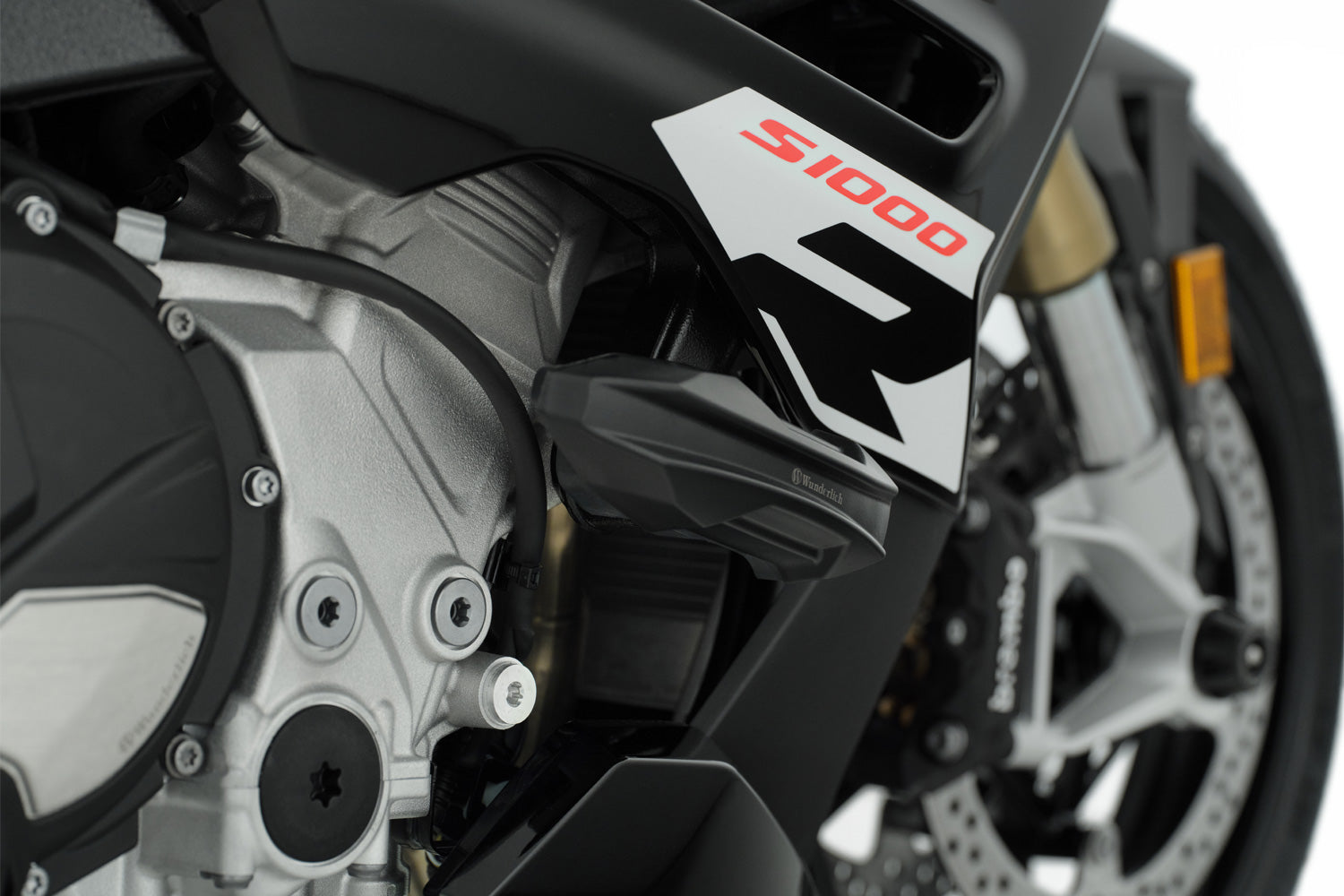 Racing crash pads for the BMW S 1000 R 2021 from Wunderlich. Crash pads mitigate the expensive consequences of crashes, falls and skids.