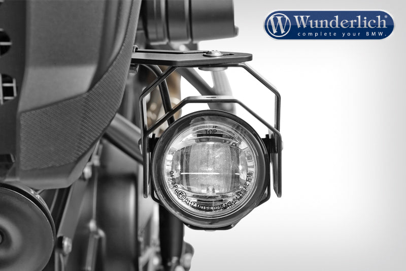 ATON additional headlights increase the vehicle outline and provide a considerably expanded field of view at night.