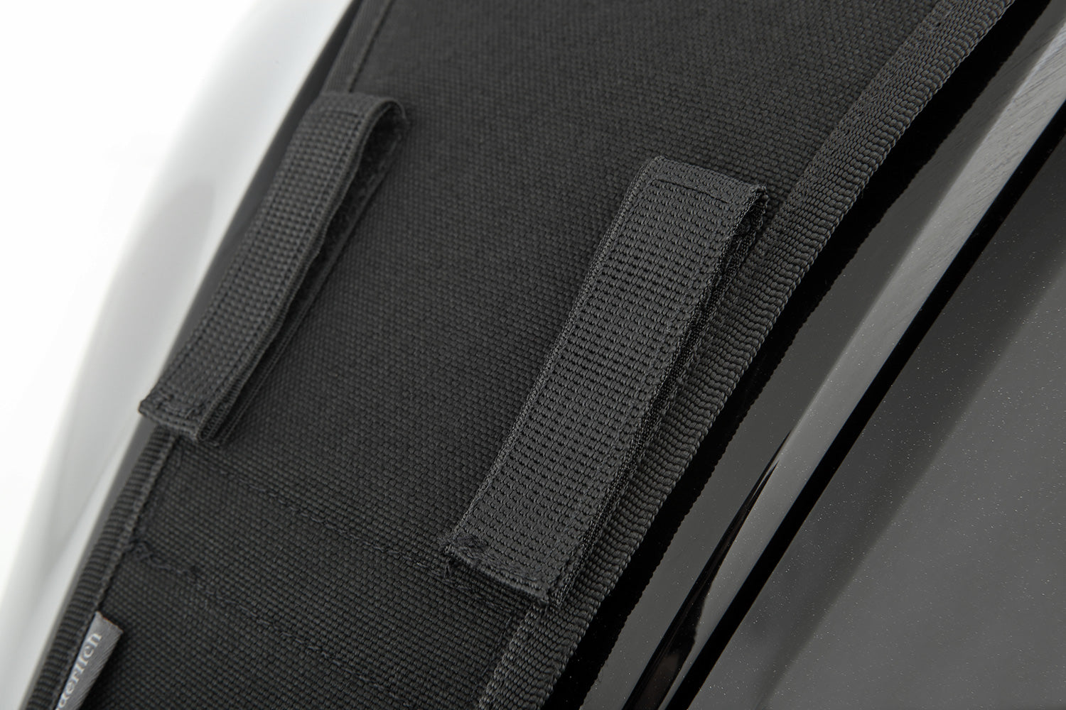 Mounting system for ELEPHANT-series tank bags - complete your BMW ✔ Premium components ✔ Integrated design ➜ Order now
