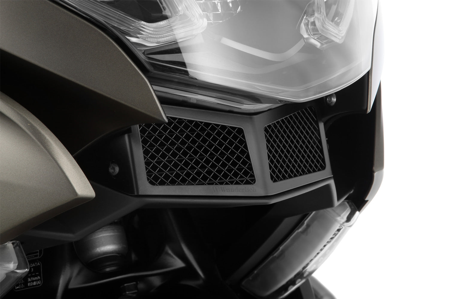The Wunderlich oil cooler grille for the K1600 GT provides effective protection and ensures optimal long-term cooling air flow.