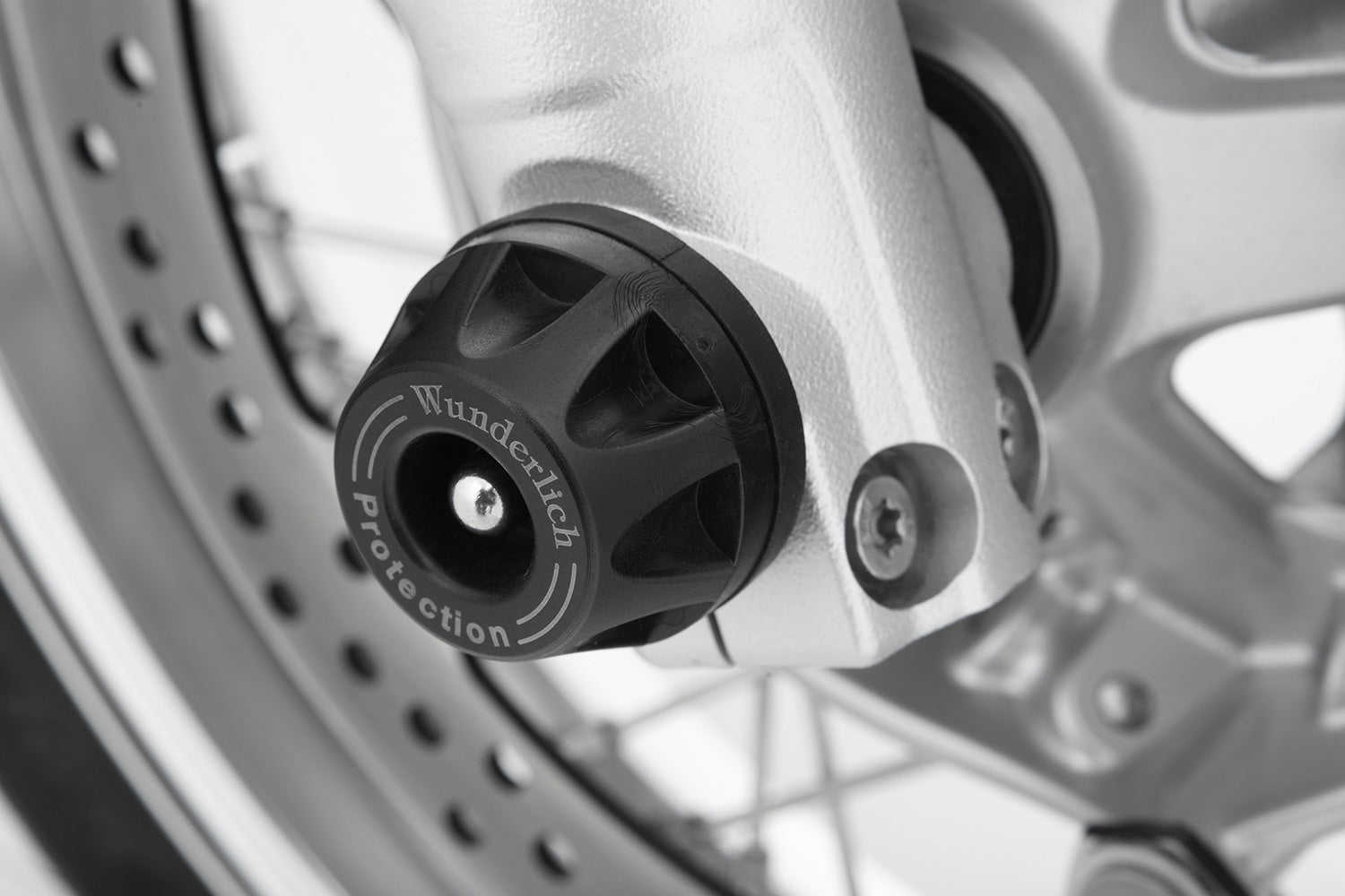 Keeps the forks a safe distance from the asphalt and helps prevent serious damage.