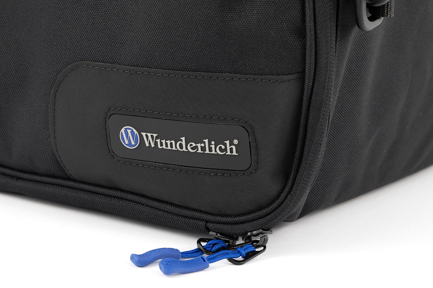 Perfectly fitting inner bags for the original BMW aluminum cases