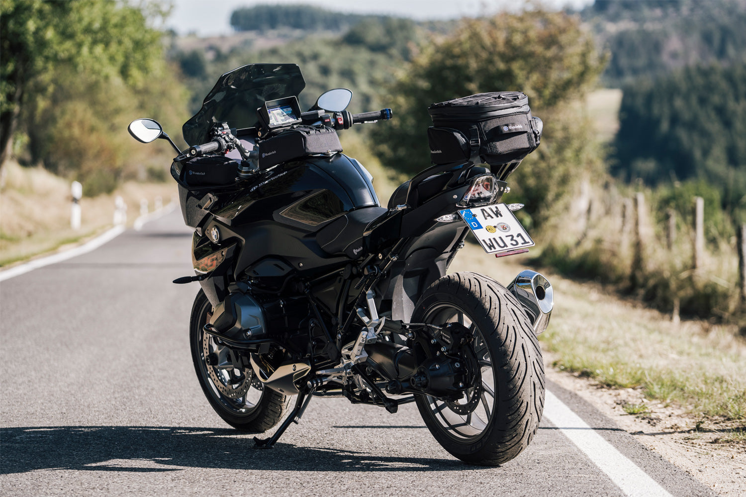 Tail conversion gets the number plate closer to the vehicle and creates a successful, attractive tail conversion