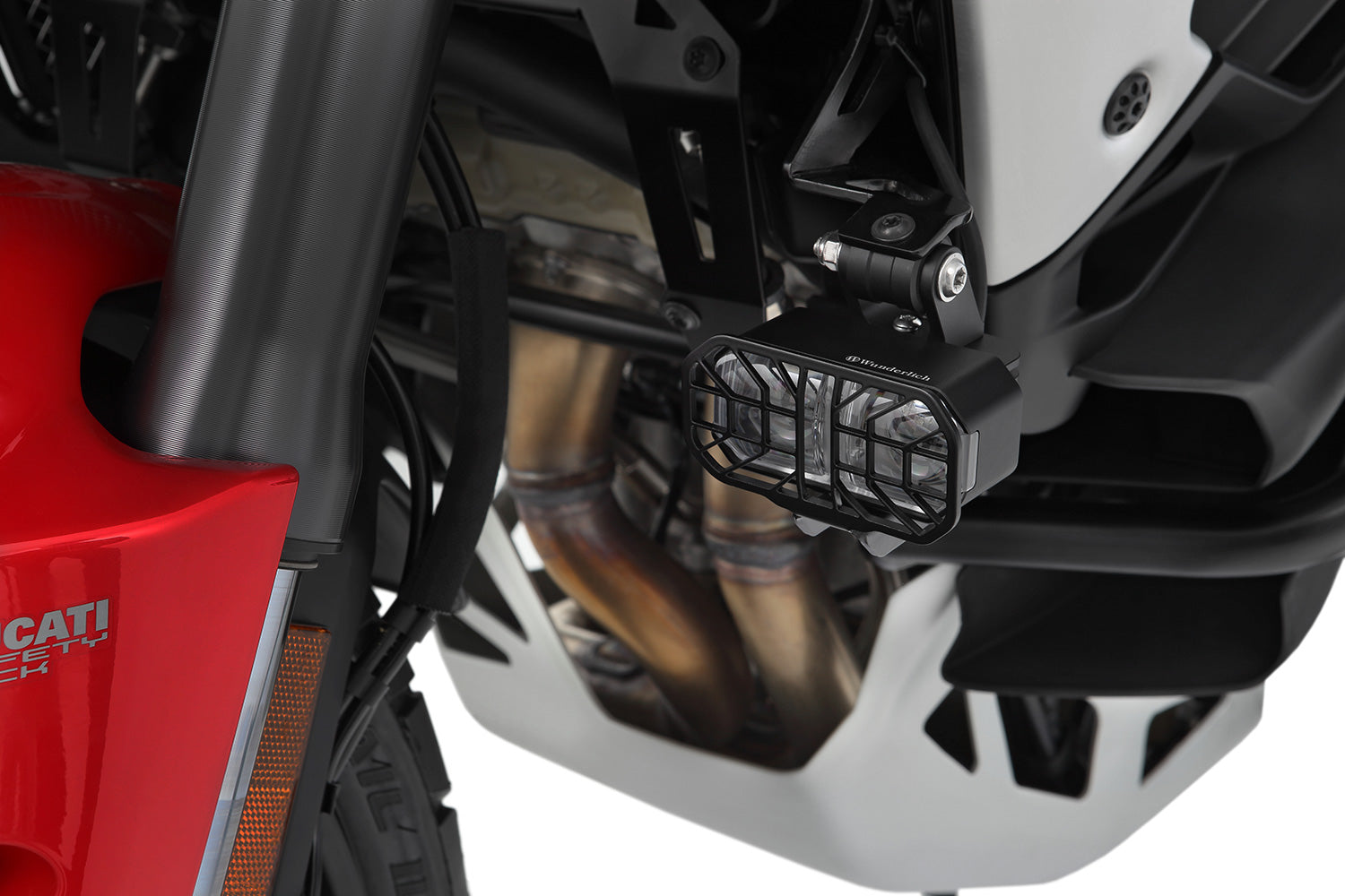 Plug & play suitable for the Ducati DesertX