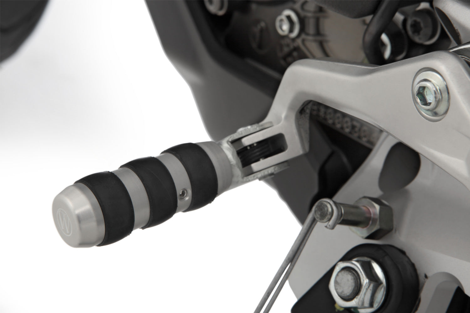 Ergonomic, comfortable and reliable gear shifting – with our 15 mm wider gear-shift extension 