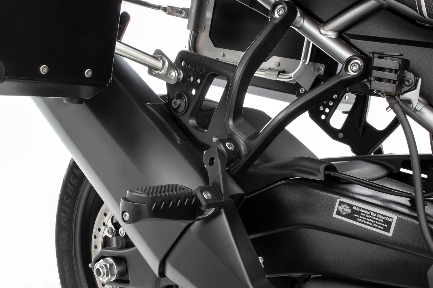 Approx. 45 mm lower compared to the position of the original footrests