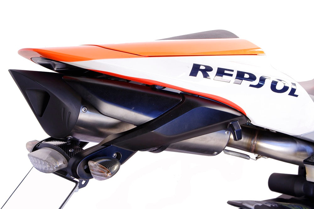 GPR-Exhaust---Tiburon-Titanium-Slip-on-for-CBR-600-RR-from-2003-to-2004-dB-Killer-Link-Pipe-Catalyst